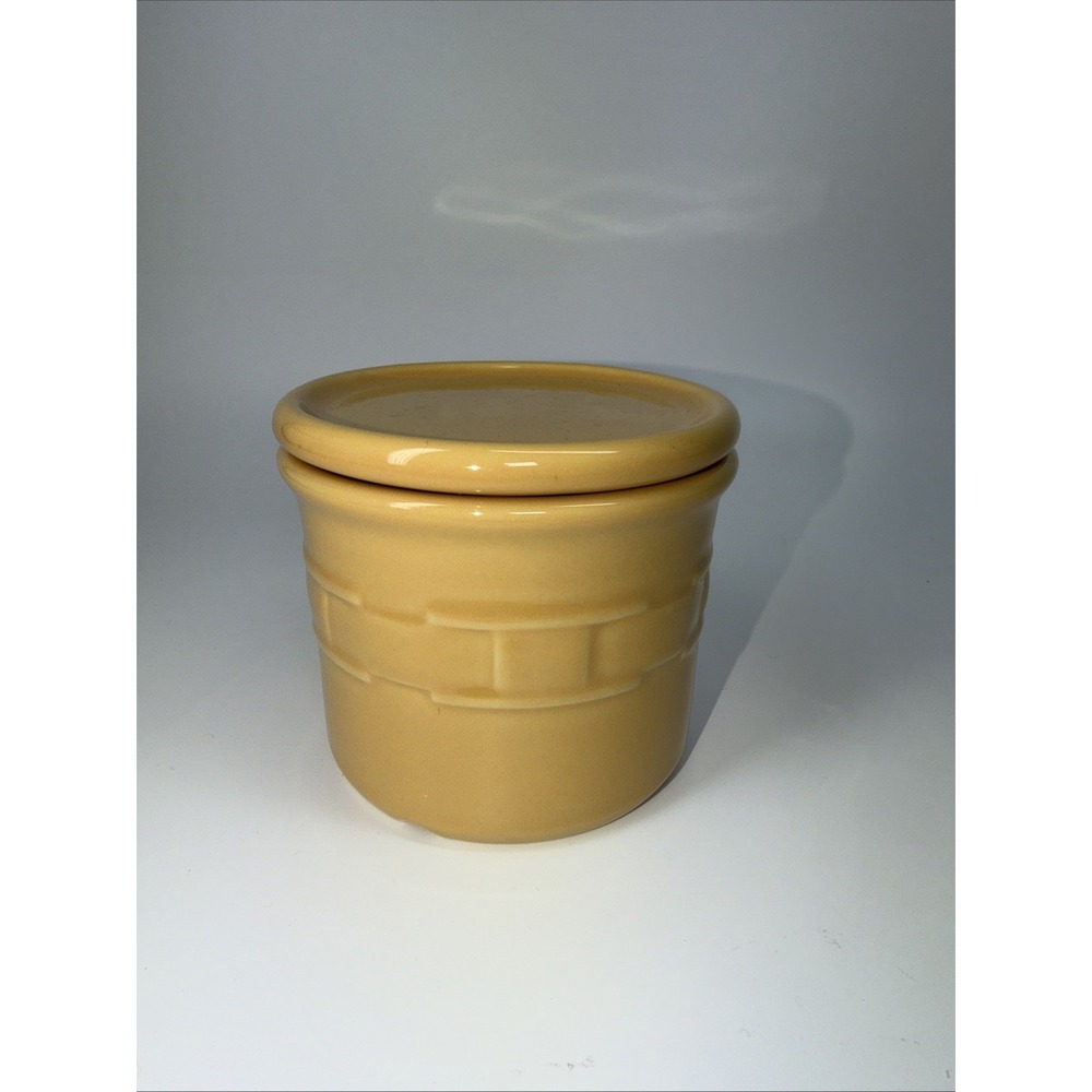 Longaberger Pottery Woven Traditions Yellow Butternut Pint Crock with Lid